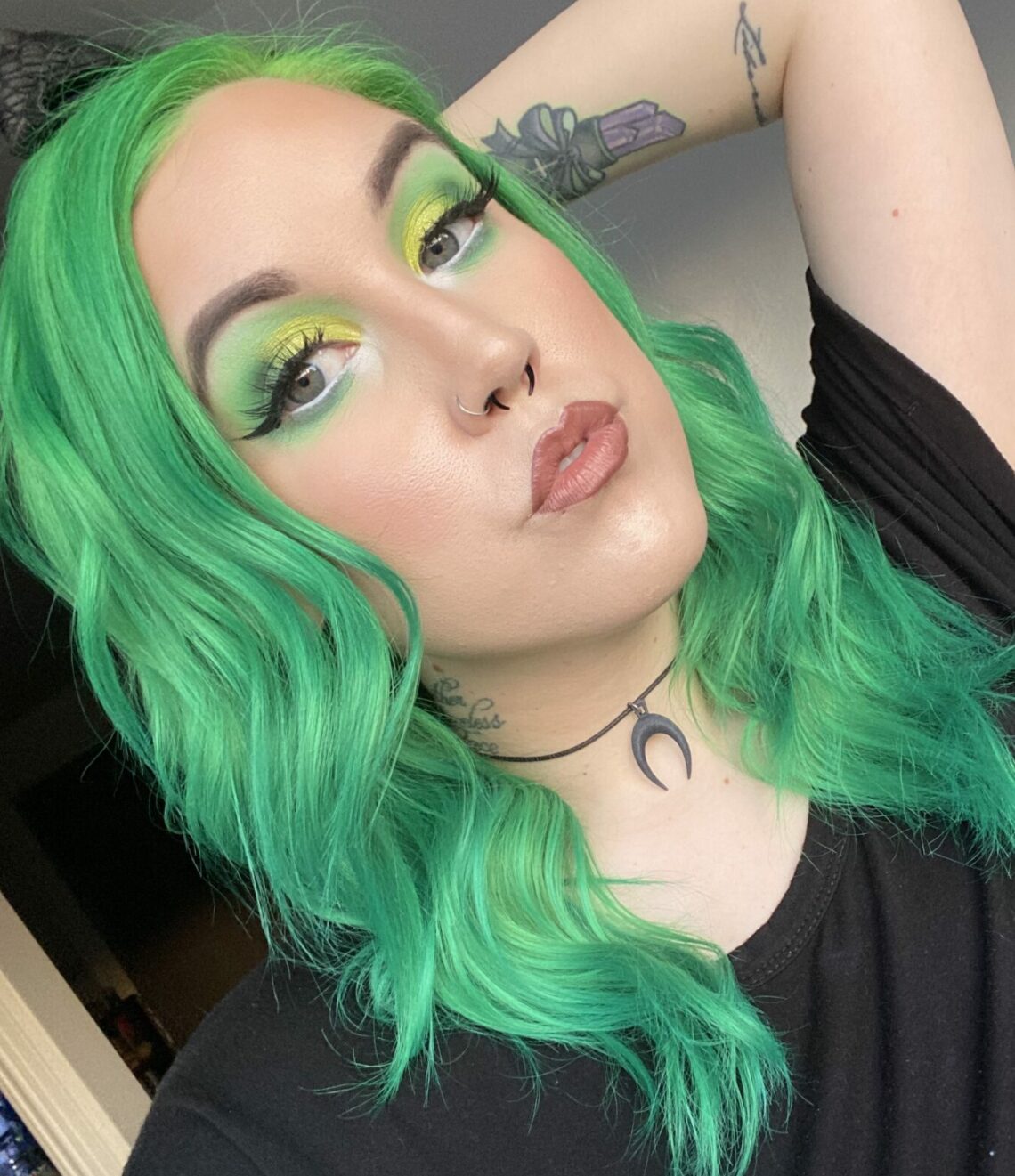 Good Dye Young Kowabunga Review (green hair dye) - vegan beauty addict